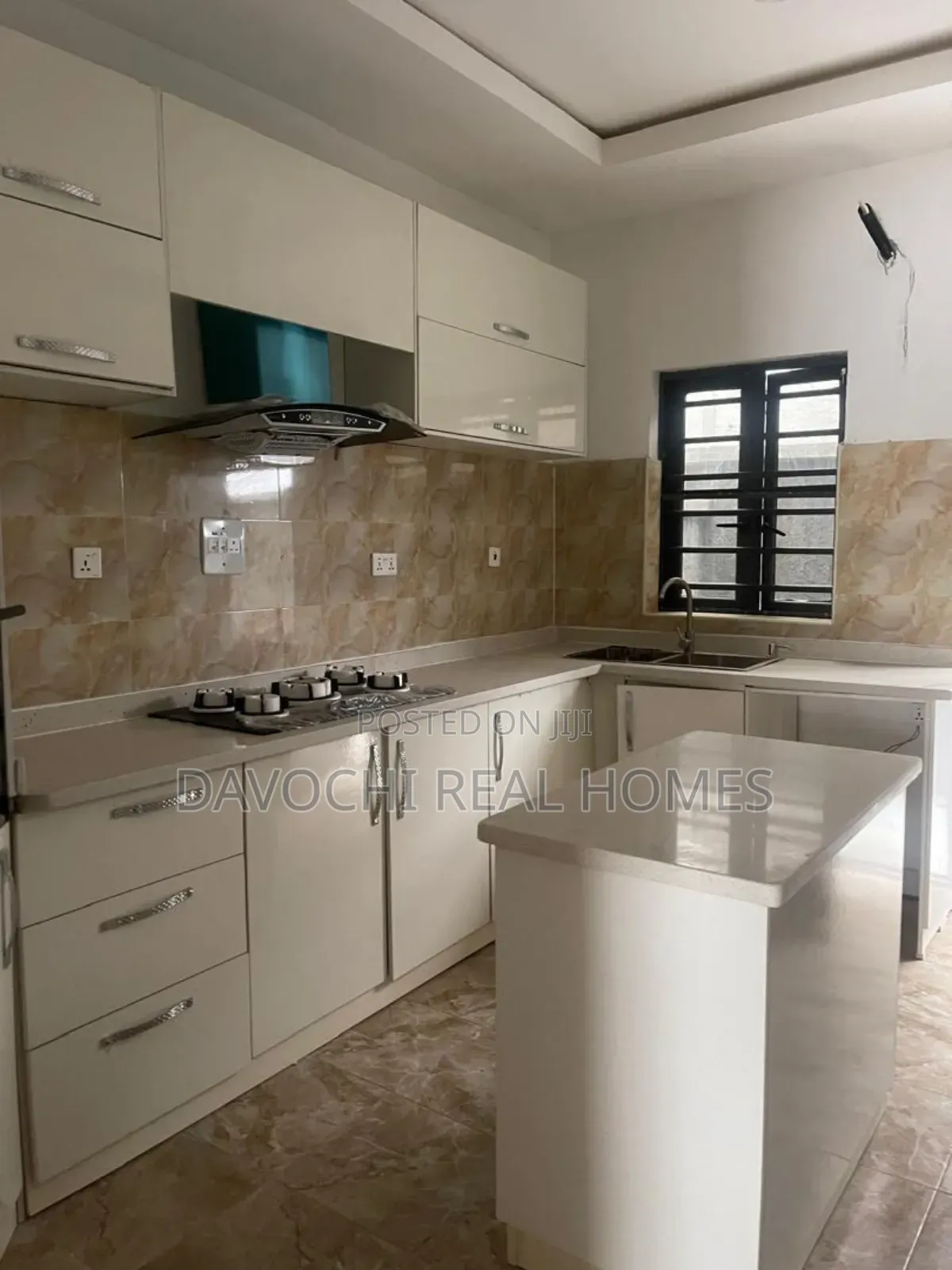 4bdrm Duplex in Royal Pine Estate, Lekki for rent