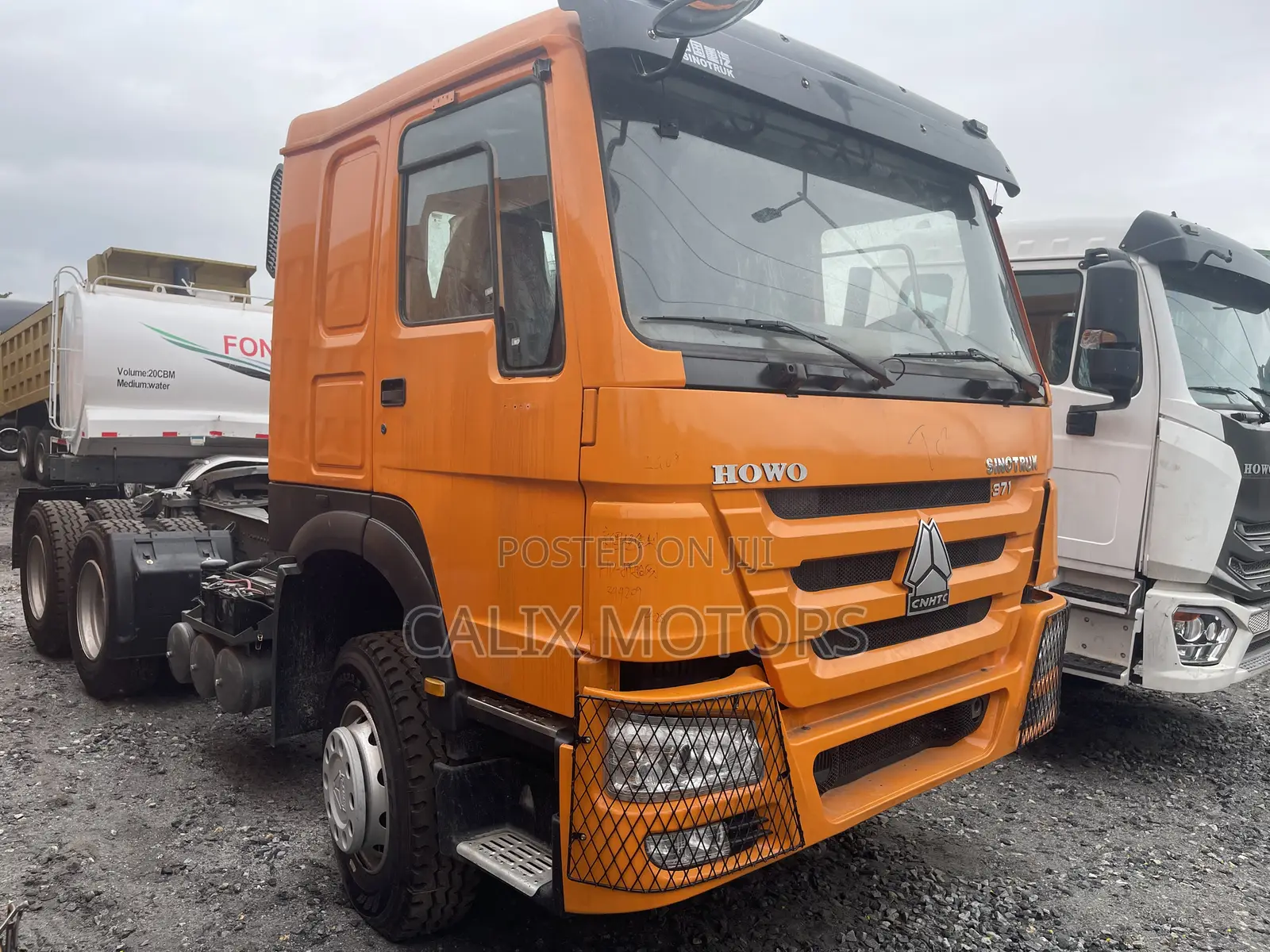 Foreign Used Howo Tractor Head Truck 371hp 2010 Orange