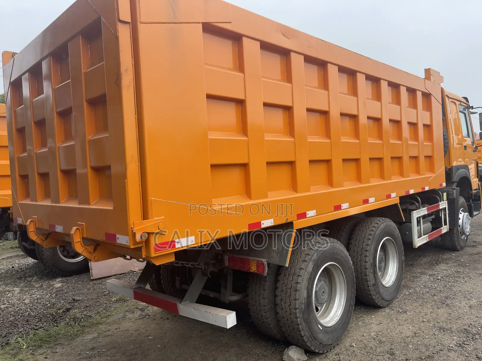 Foreign Used Howo Truck 10 Tyres 2011 Yellow