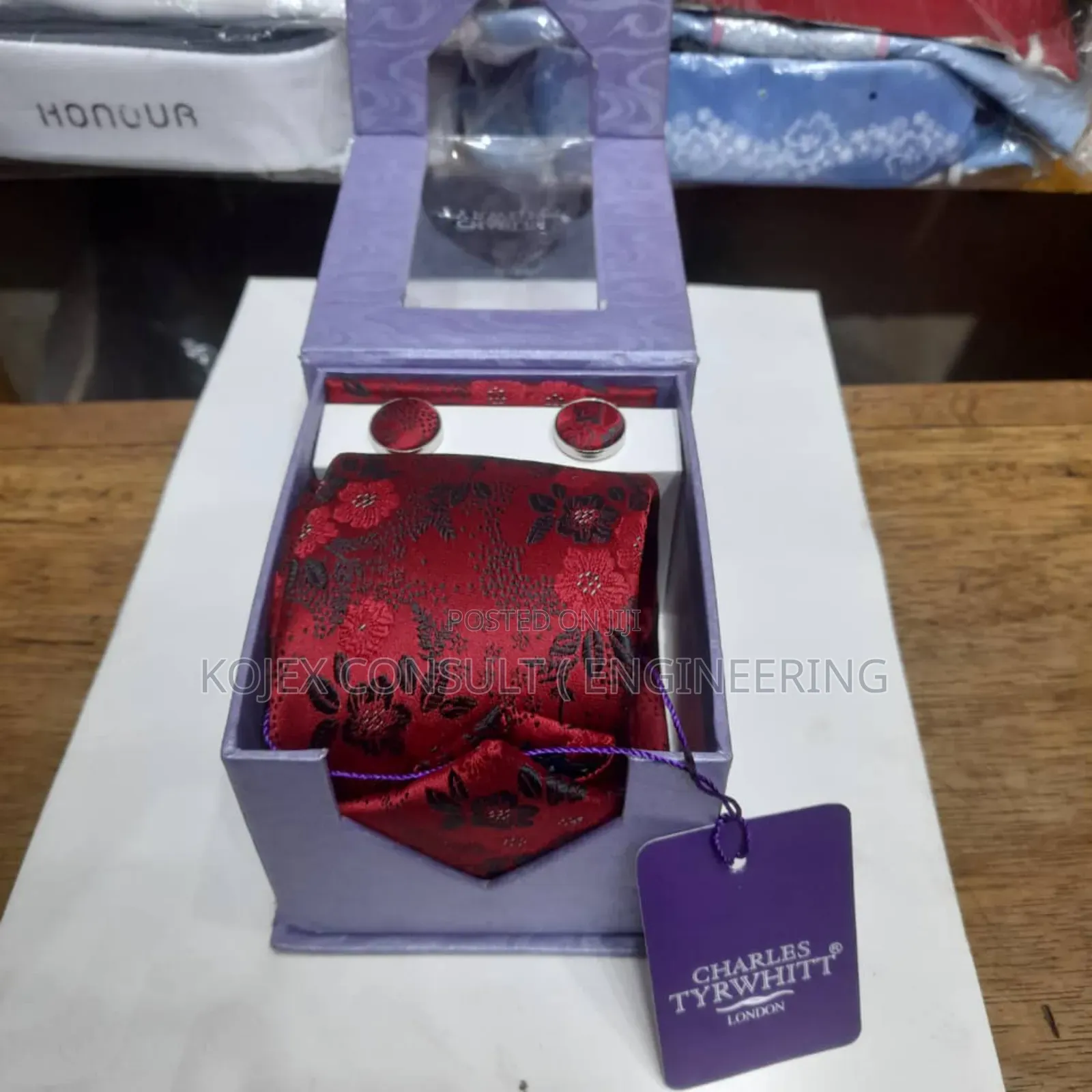 Charles Tyrwhitt Luxury Tie Set