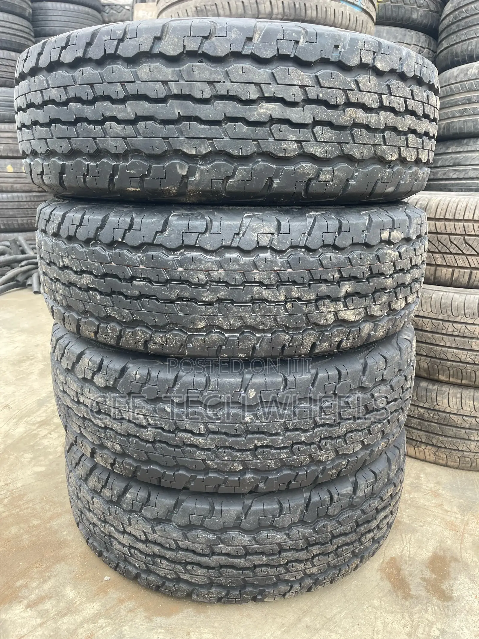 Brand New 235/70r16 Apollo