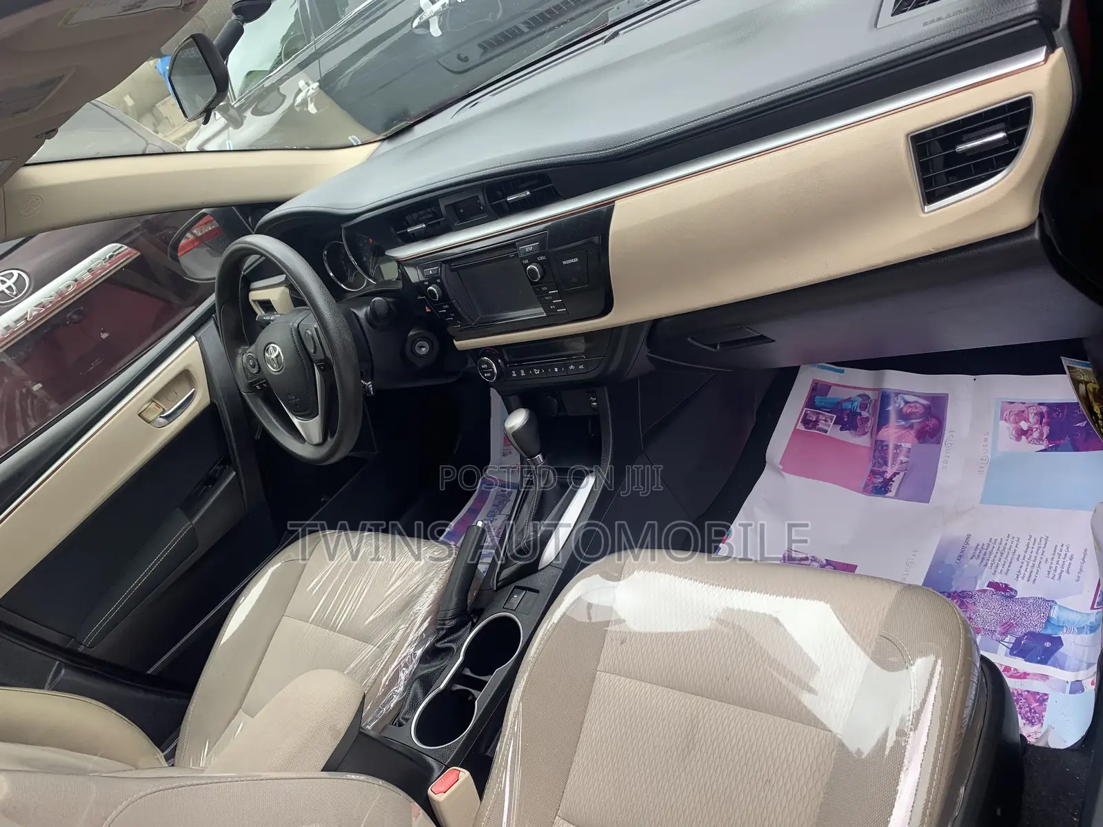 Toyota Corolla 2015 Red