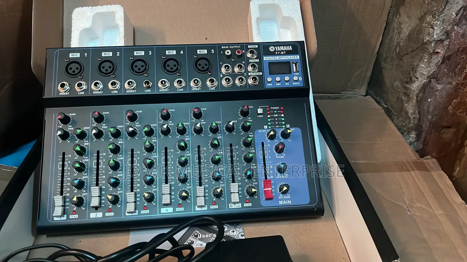 Yamaha F7-Bt USB MIXER