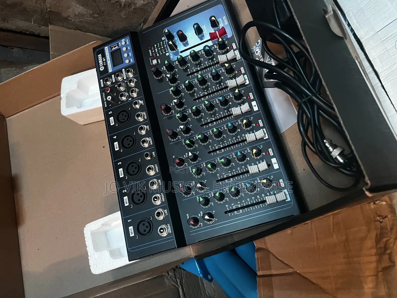Yamaha F7-Bt USB MIXER