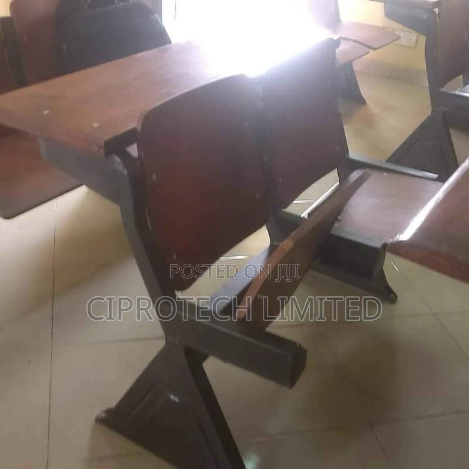 Leture Chairs