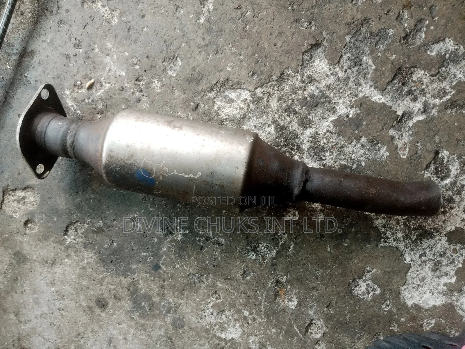 Down Catalyst for Venza 4 Plug and V6.