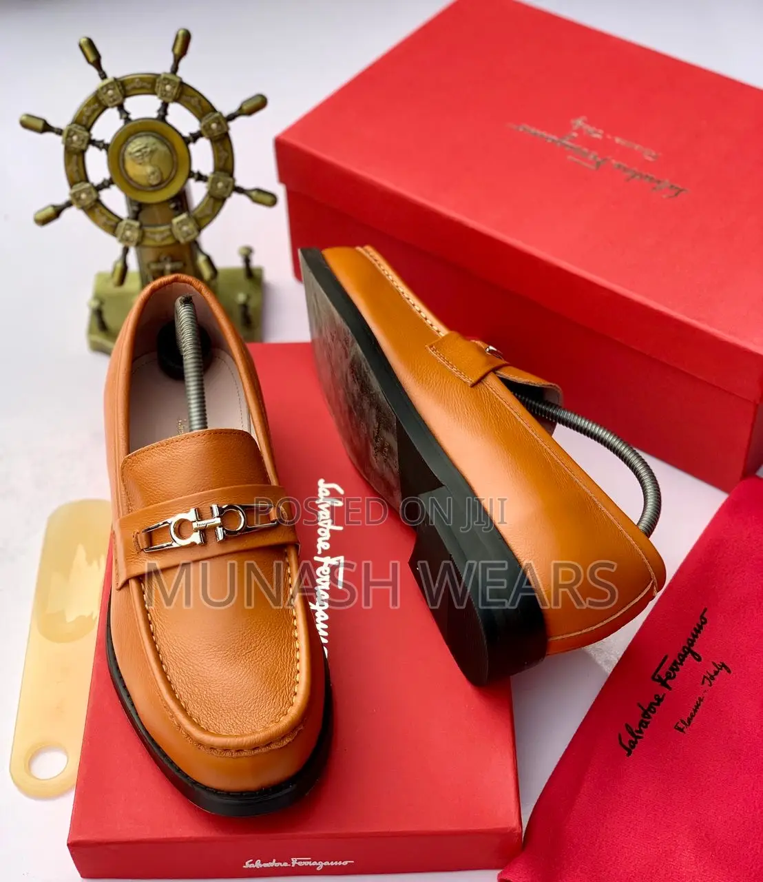 Salvatore Feragamo Leather Shoe