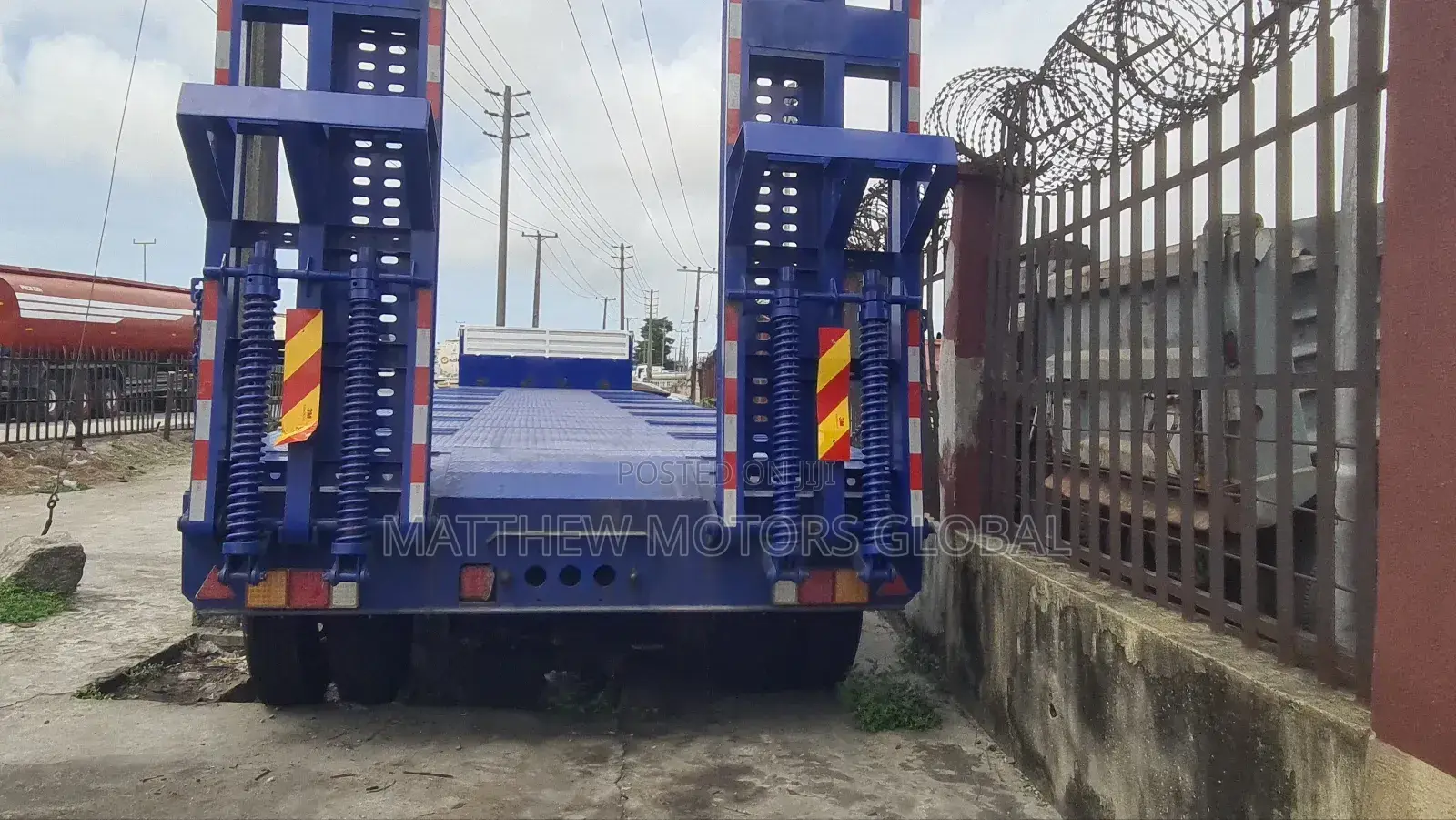 Brand New Low-Bed 100 Tons Just Arrived
