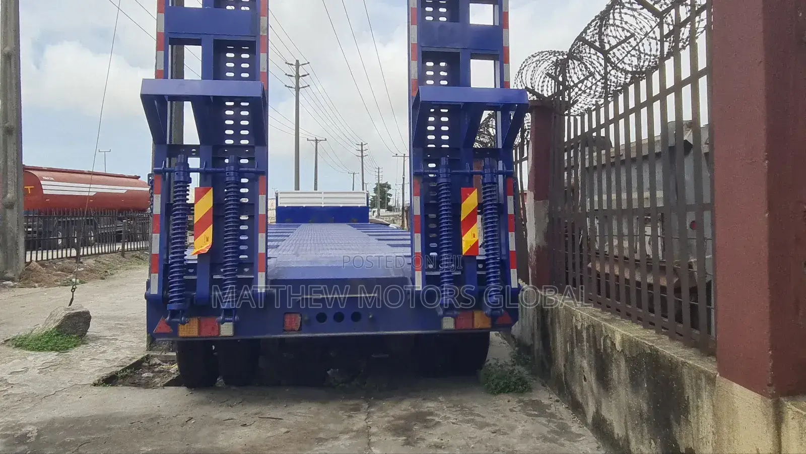 Brand New Low-Bed 100 Tons Just Arrived