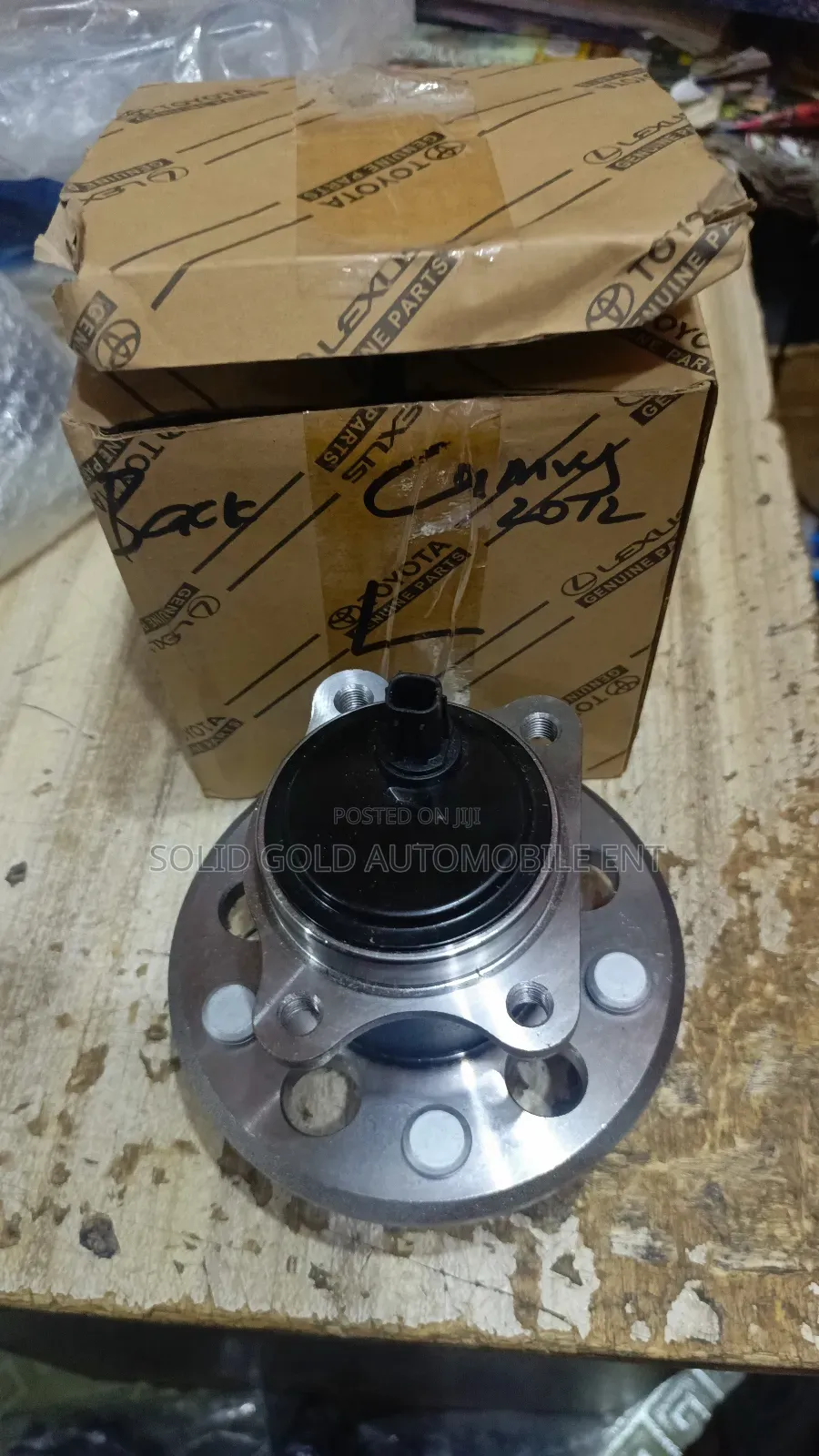 Rear Complete Hub Camry 2012