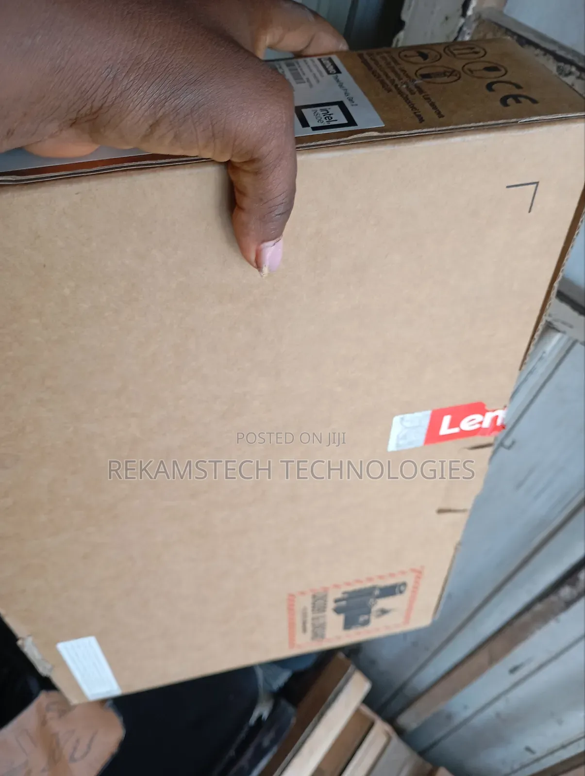 New Laptop Lenovo Thinkpad P14s 16GB Intel Core I7 SSD 512GB