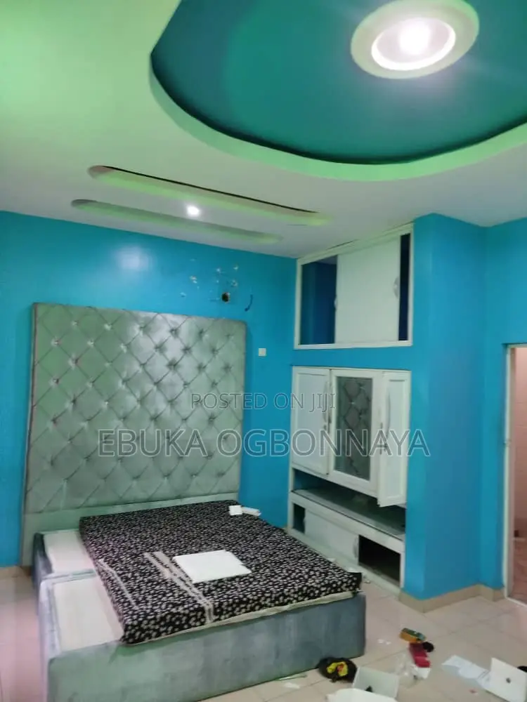 2bdrm Block of Flats in Cedarwood Estate, Obio-Akpor for rent