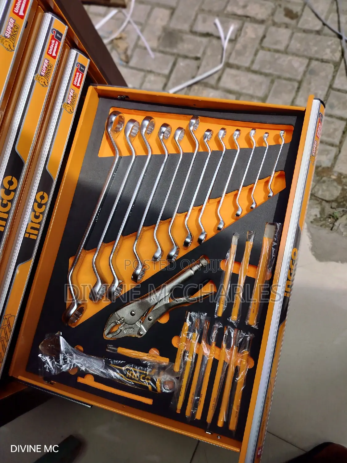 HTCS273281 328 PCS Tool Chest Set
Chest
