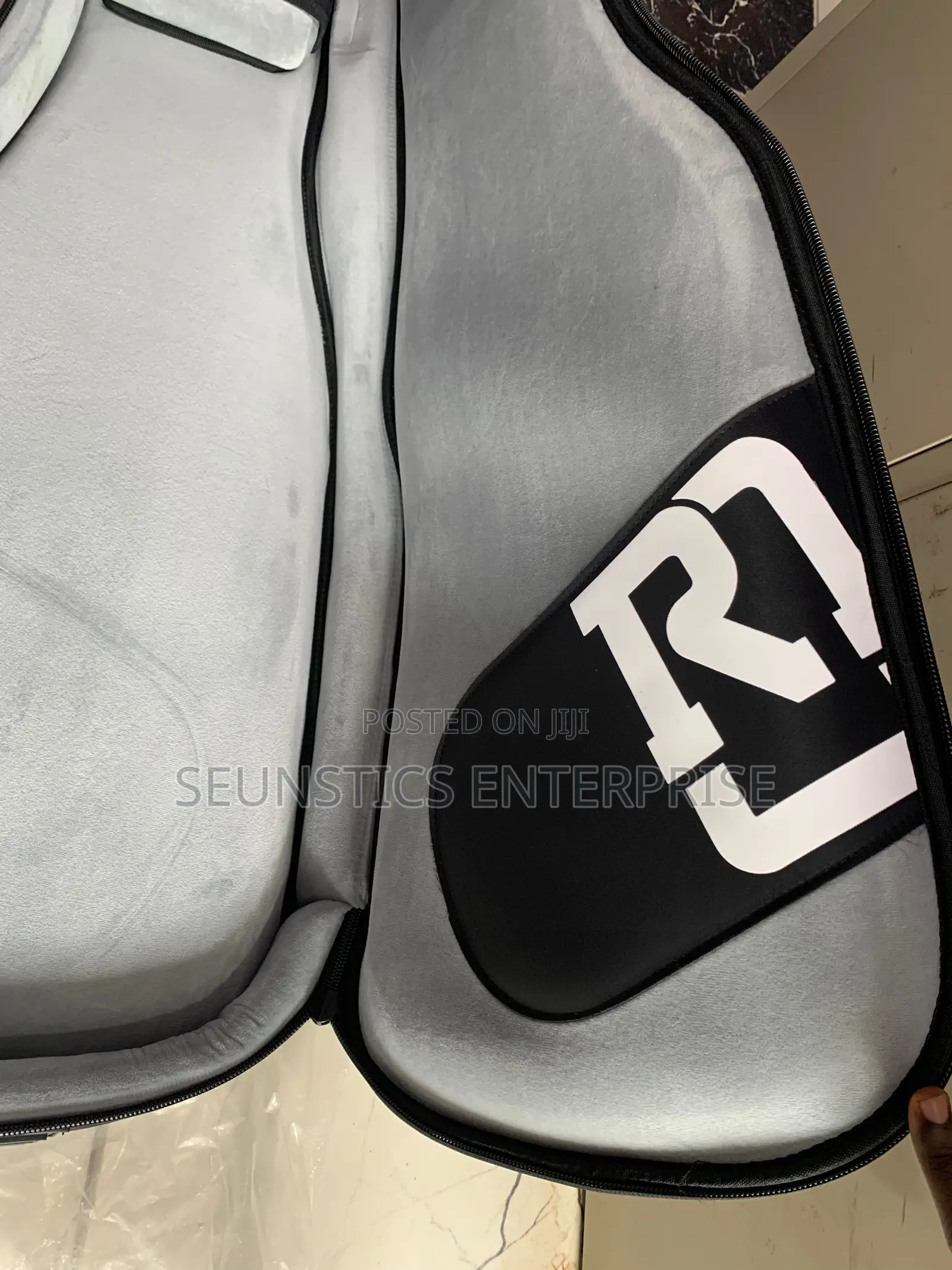 Quality Real Mission Bass Guitar Padded Bag