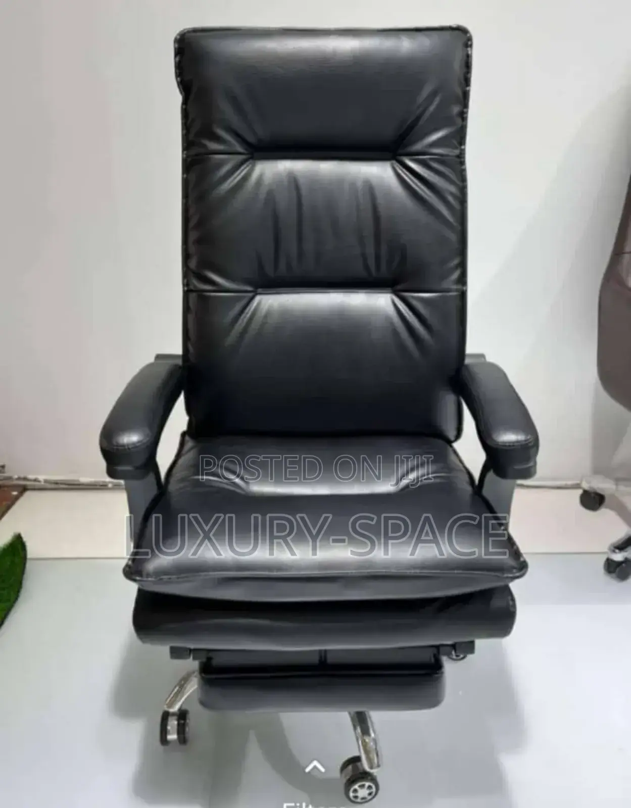 Executive Office Chair With Footrest