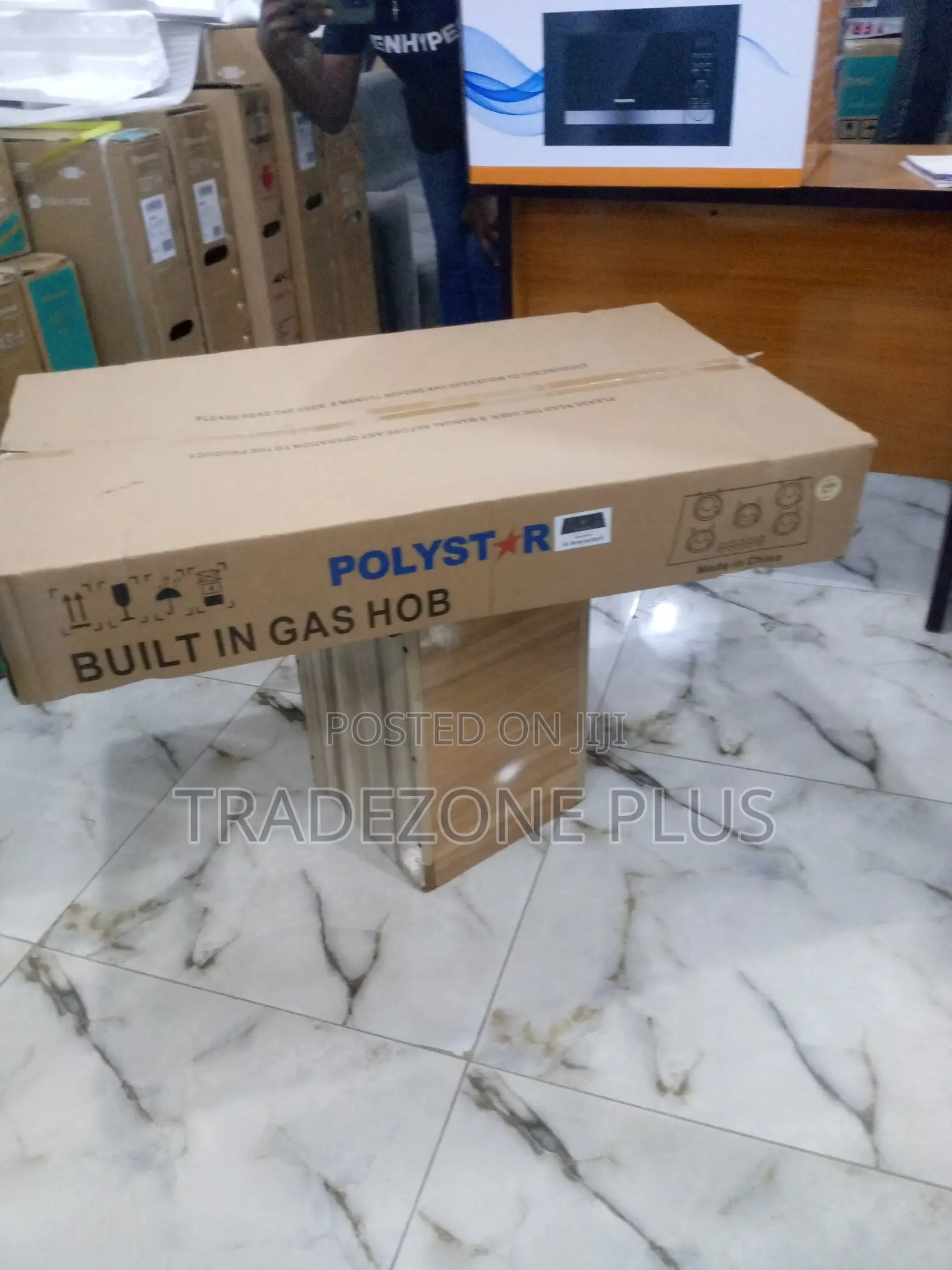Polystar 5 Burner 7mm Inbuilt Gas Cooker