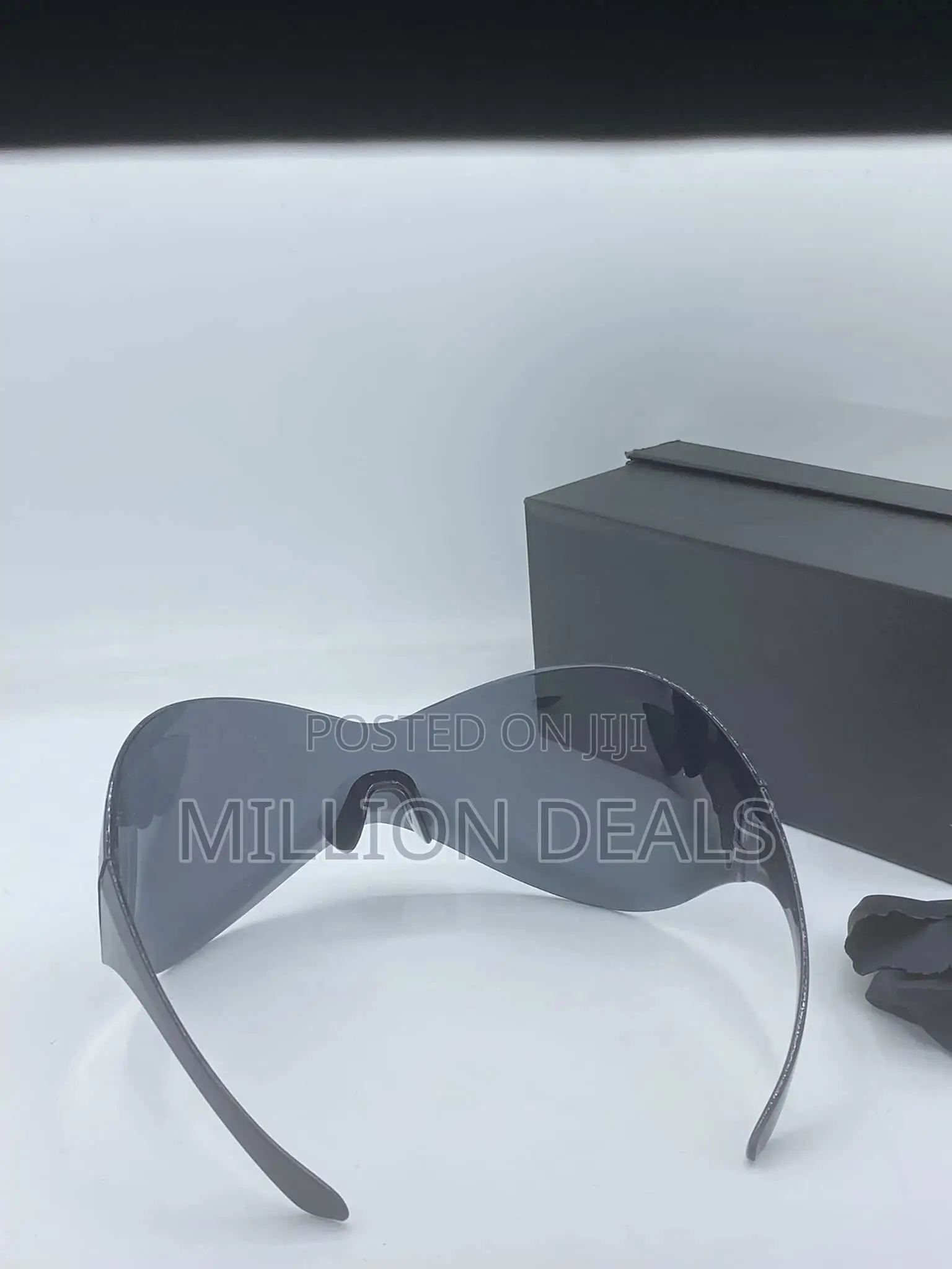 Wrap Ski Stylish Men's Black Sunglasses