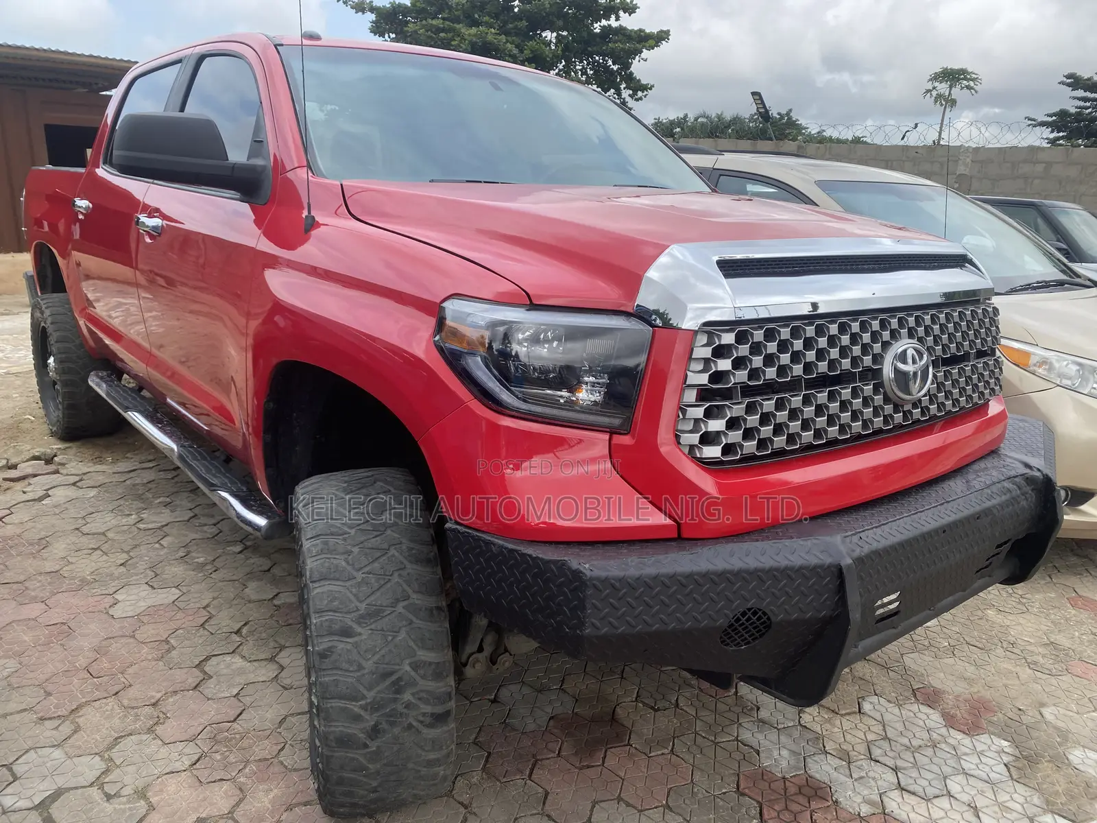 Toyota Tundra 2014 Red