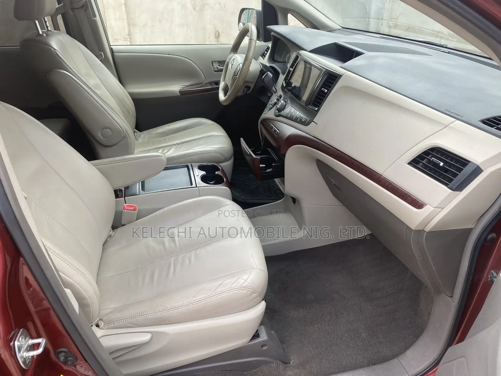 Toyota Sienna XLE 7 Passenger 2011 Red