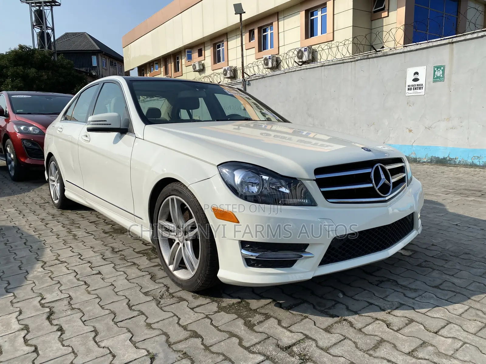 Mercedes-Benz C300 Luxury 4Matic Sedan AWD (3.0L 6cyl 7A) 2012 White