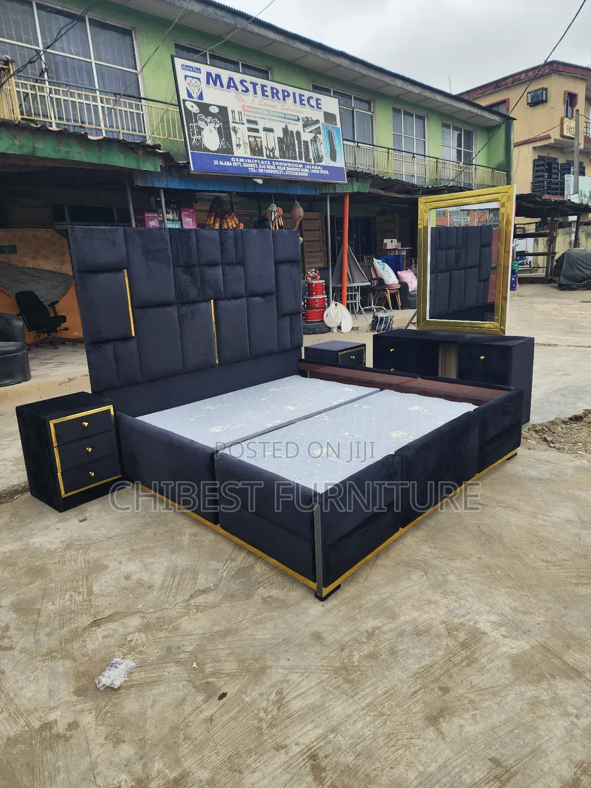 Quality 6by6 Complete Set of Upholstery Padded Bed