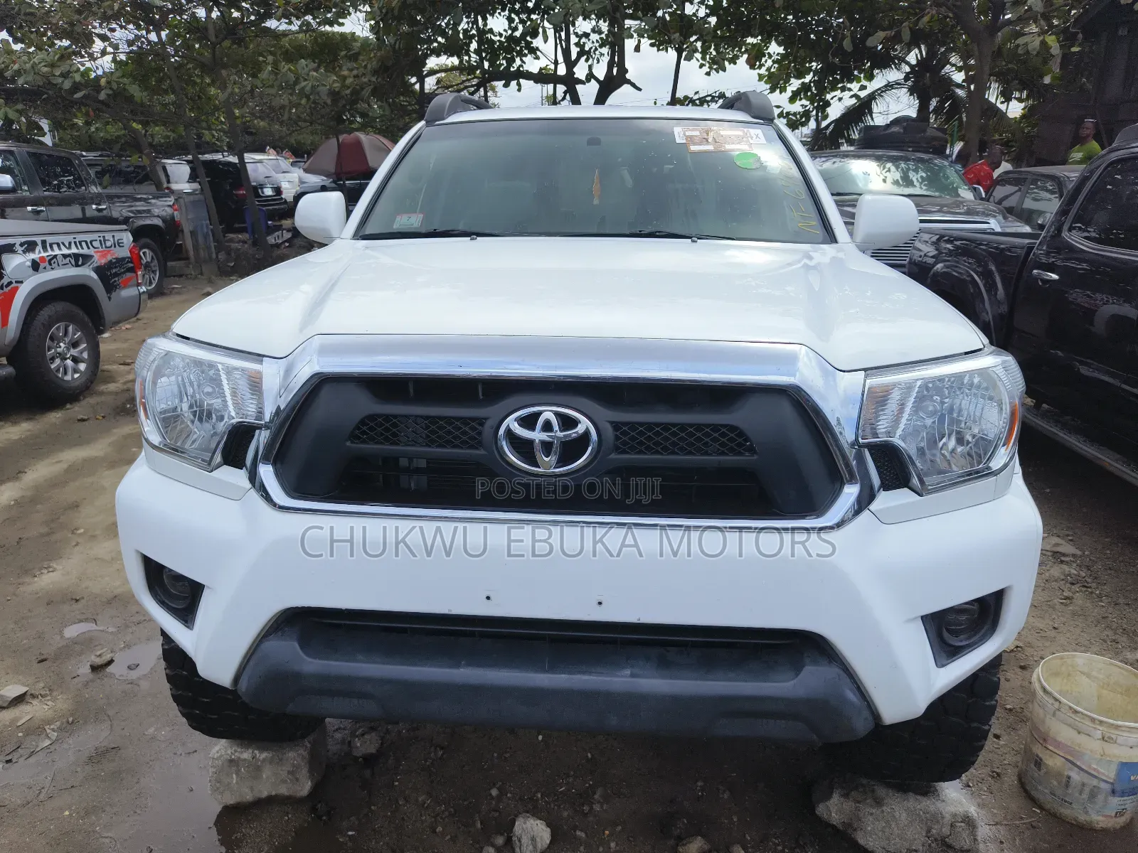 Toyota Tacoma 2015 White