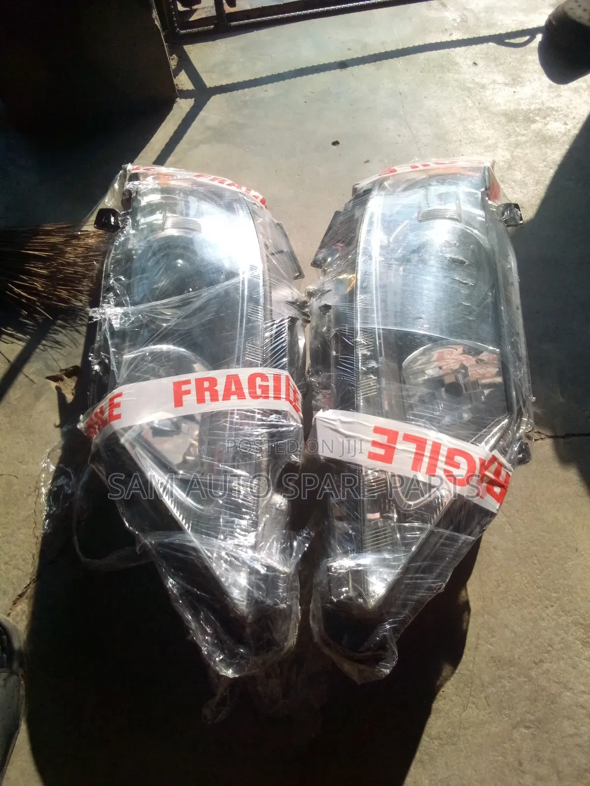 Lexus Es 350 Headlamp 2013 Model Set
