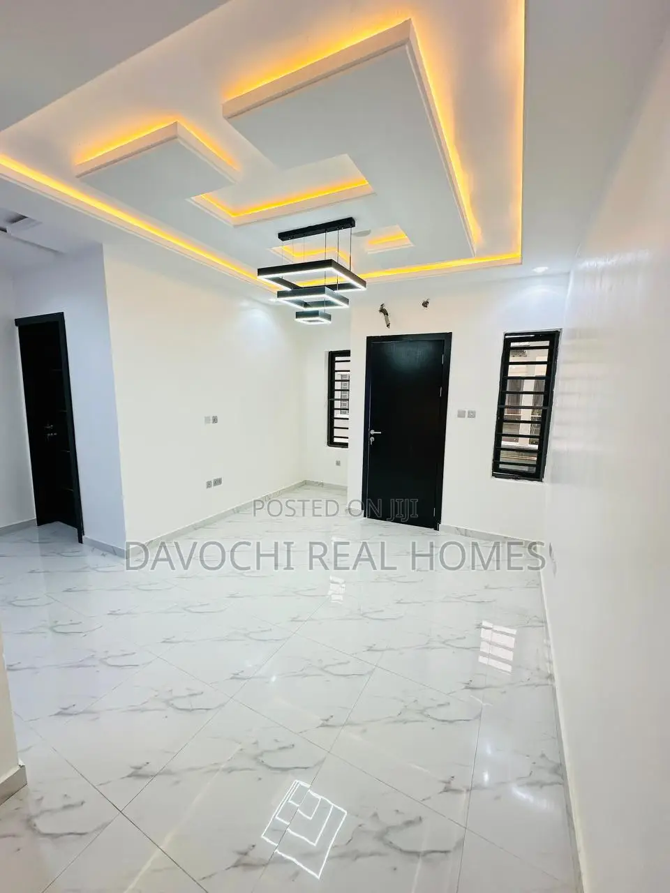 4bdrm Duplex in GRA Phase 1 for sale
