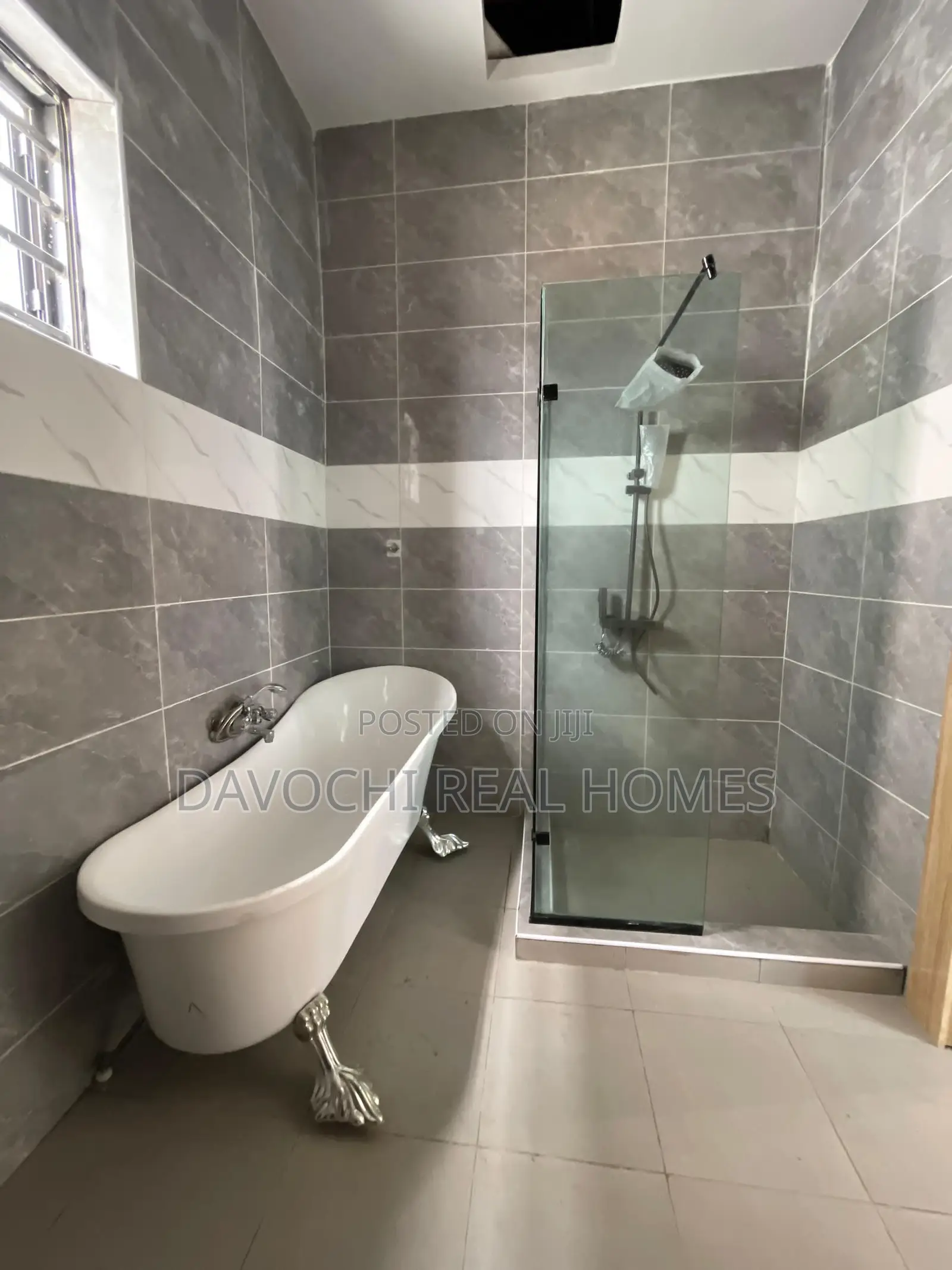 4bdrm Duplex in Off Lekki-Epe Expressway for sale