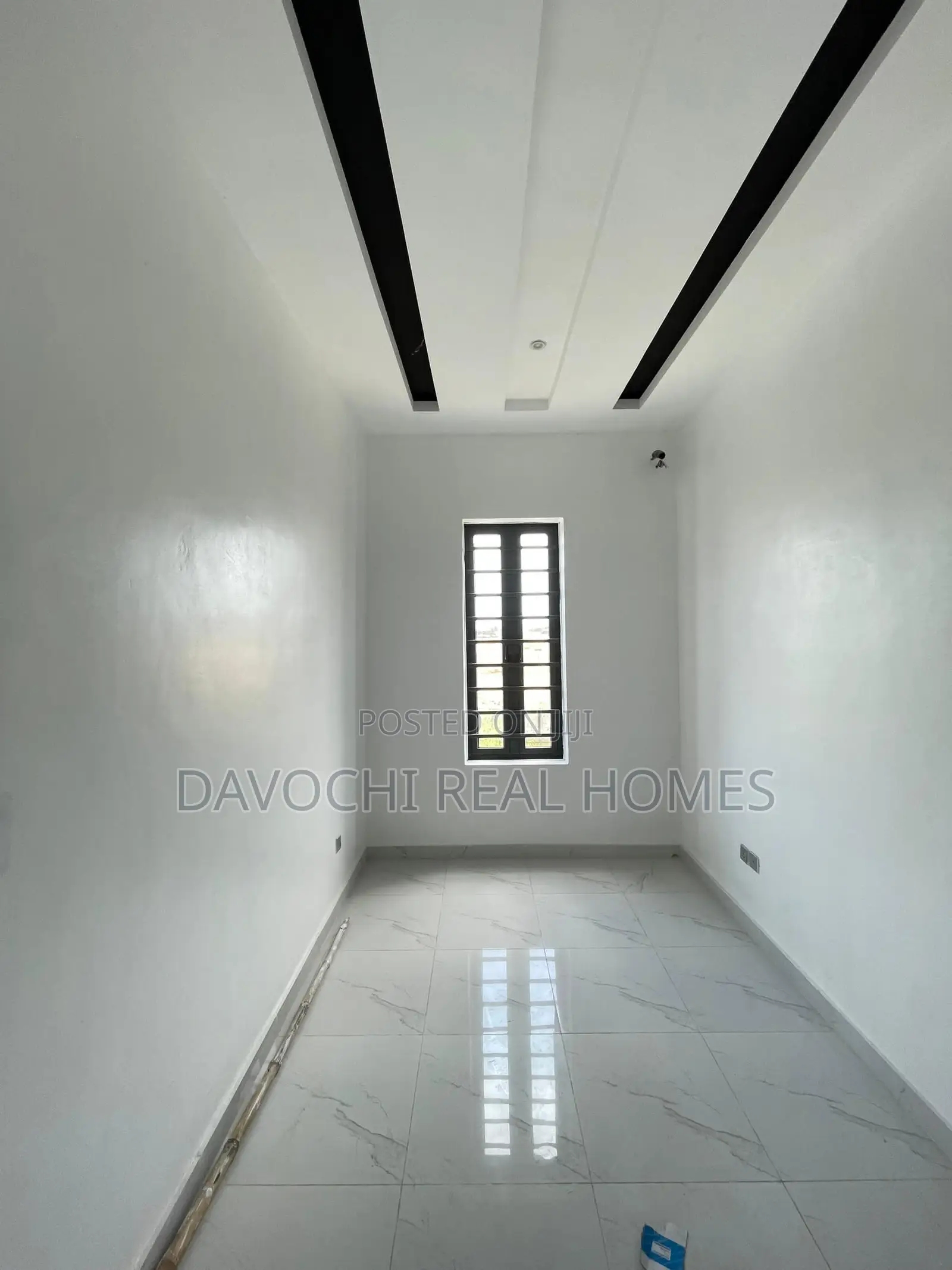 4bdrm Duplex in Off Lekki-Epe Expressway for sale