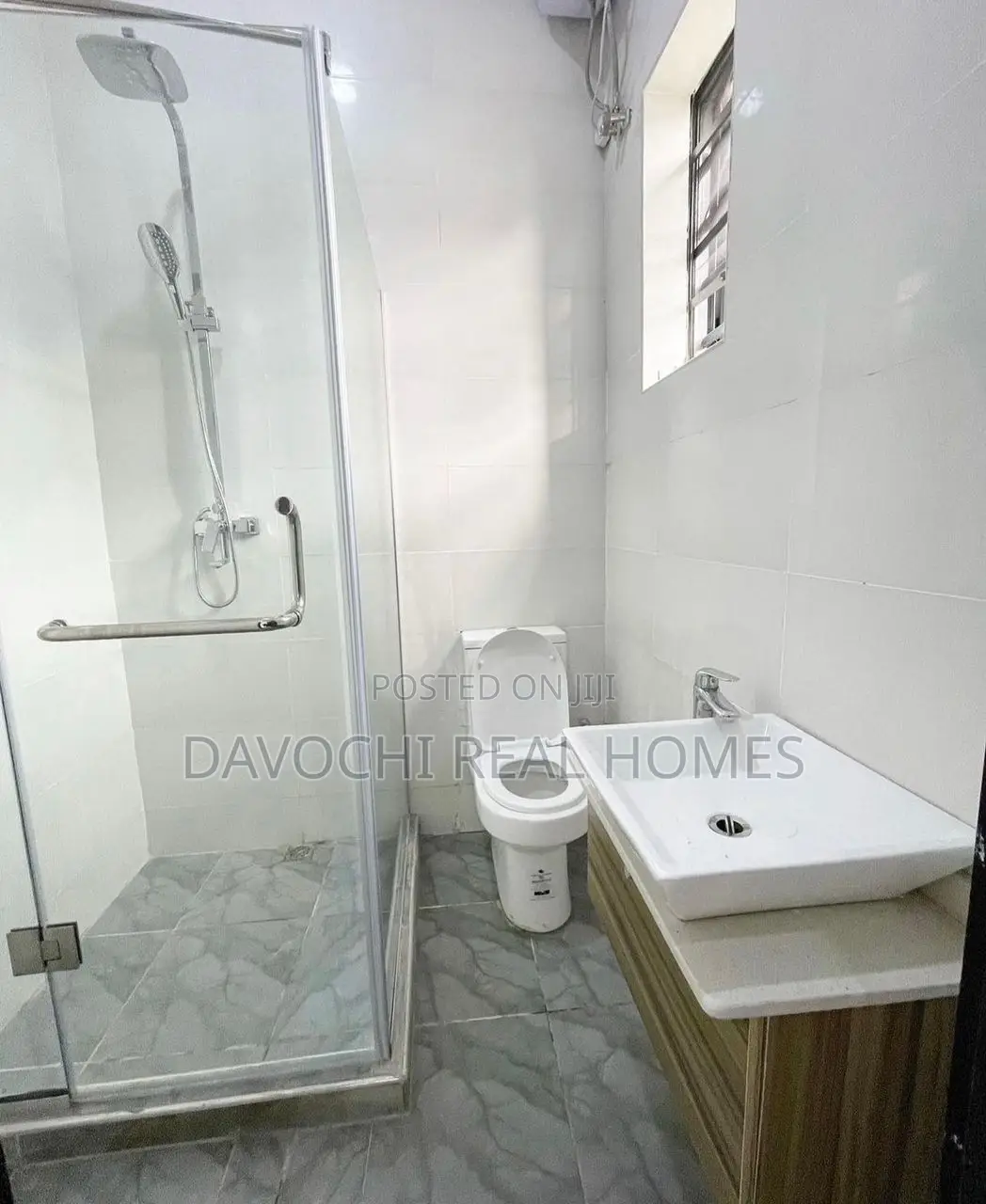4bdrm Duplex in Lekki Phase 2 for sale