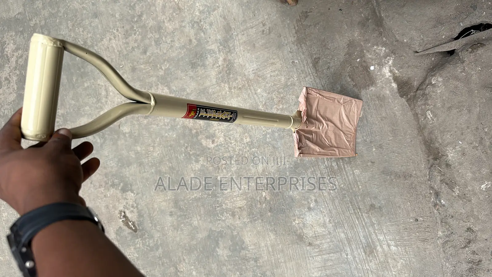 High Quality Shovel