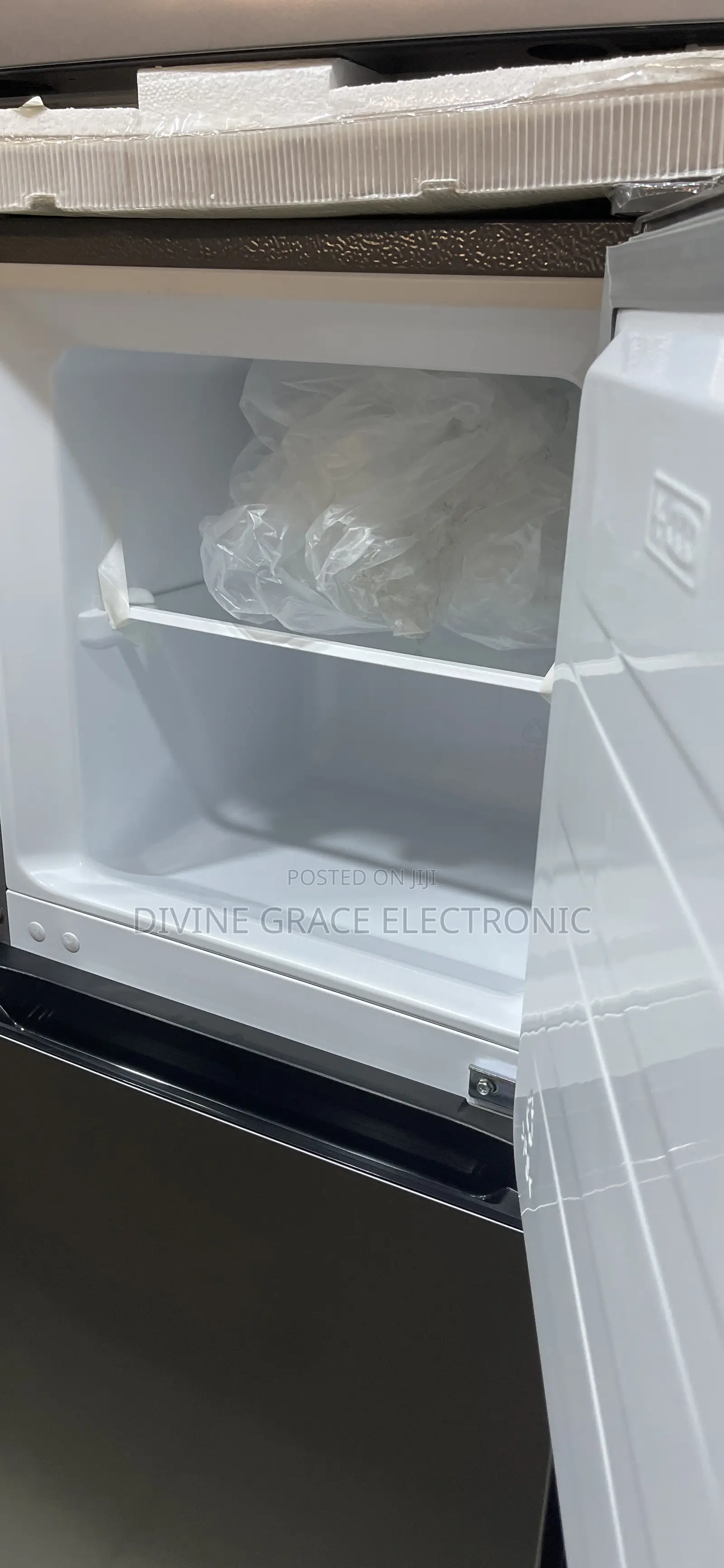 154 Litres Hisense Double Door Refrigerator