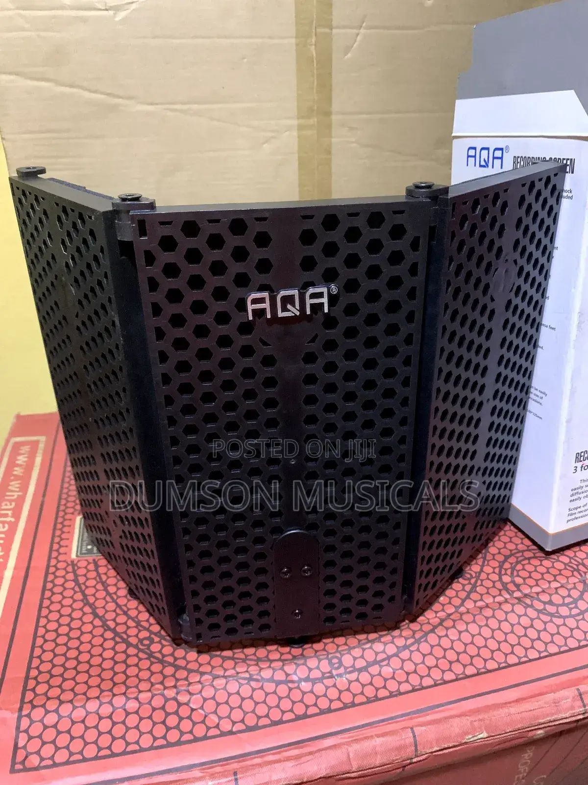 Professional Vocal Booth AQA S-3