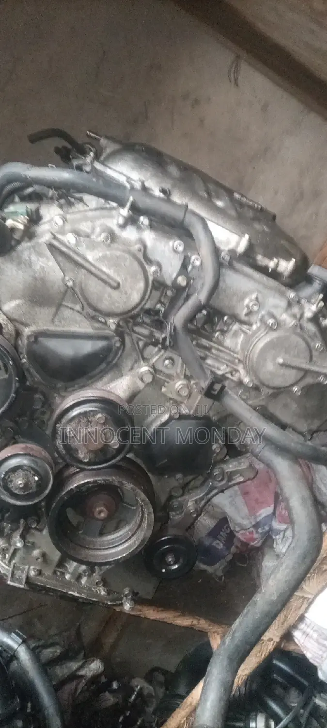 Engine for Infiniti G35 2005.