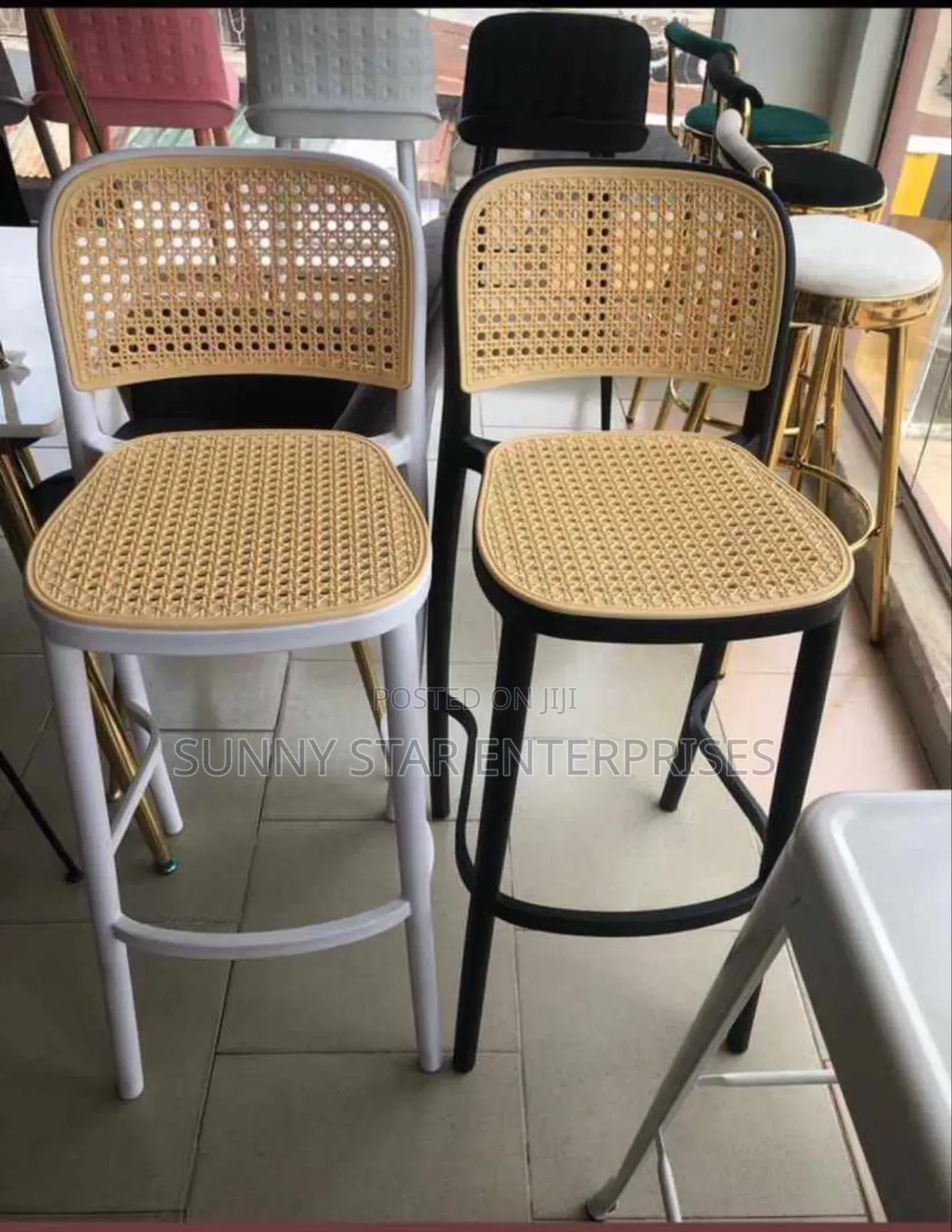 High Quality Bar Stools For, Restaurants Bars and Home Use