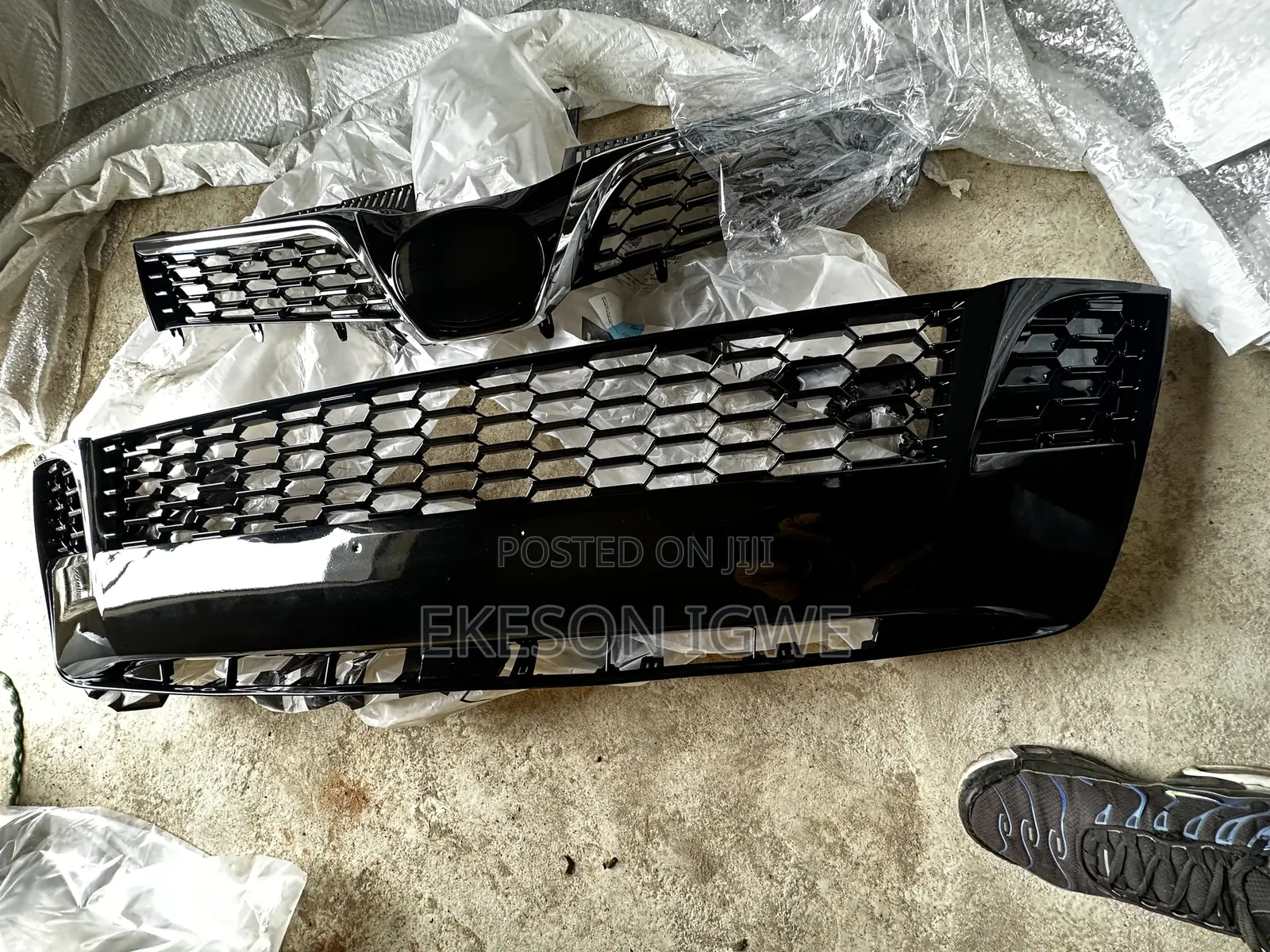 Complete Up and Down Grill Sienna 2018-2020