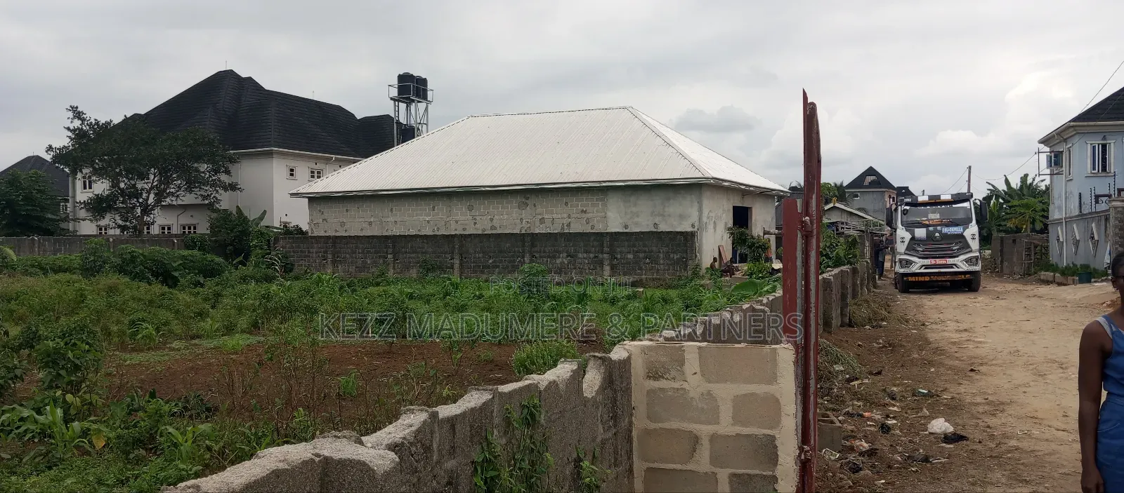 For Sale : 4 Plots a Pole Off Major Sars Rd, Rumuaghulu