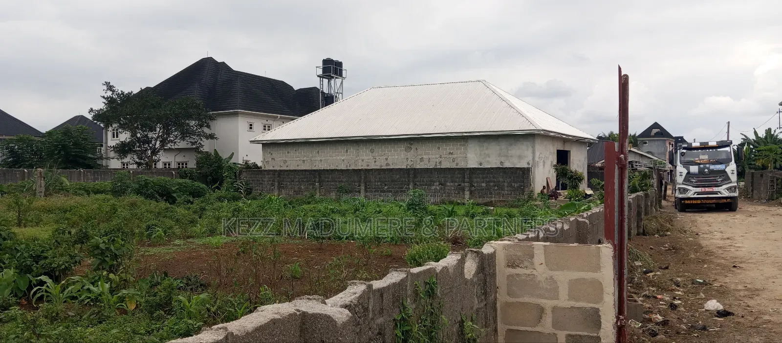 For Sale : 4 Plots a Pole Off Major Sars Rd, Rumuaghulu