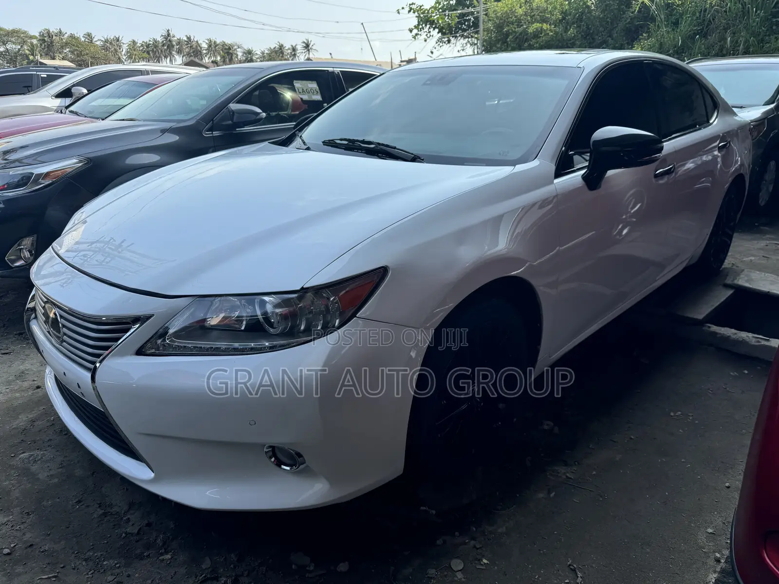 Lexus ES 350 FWD 2015 White
