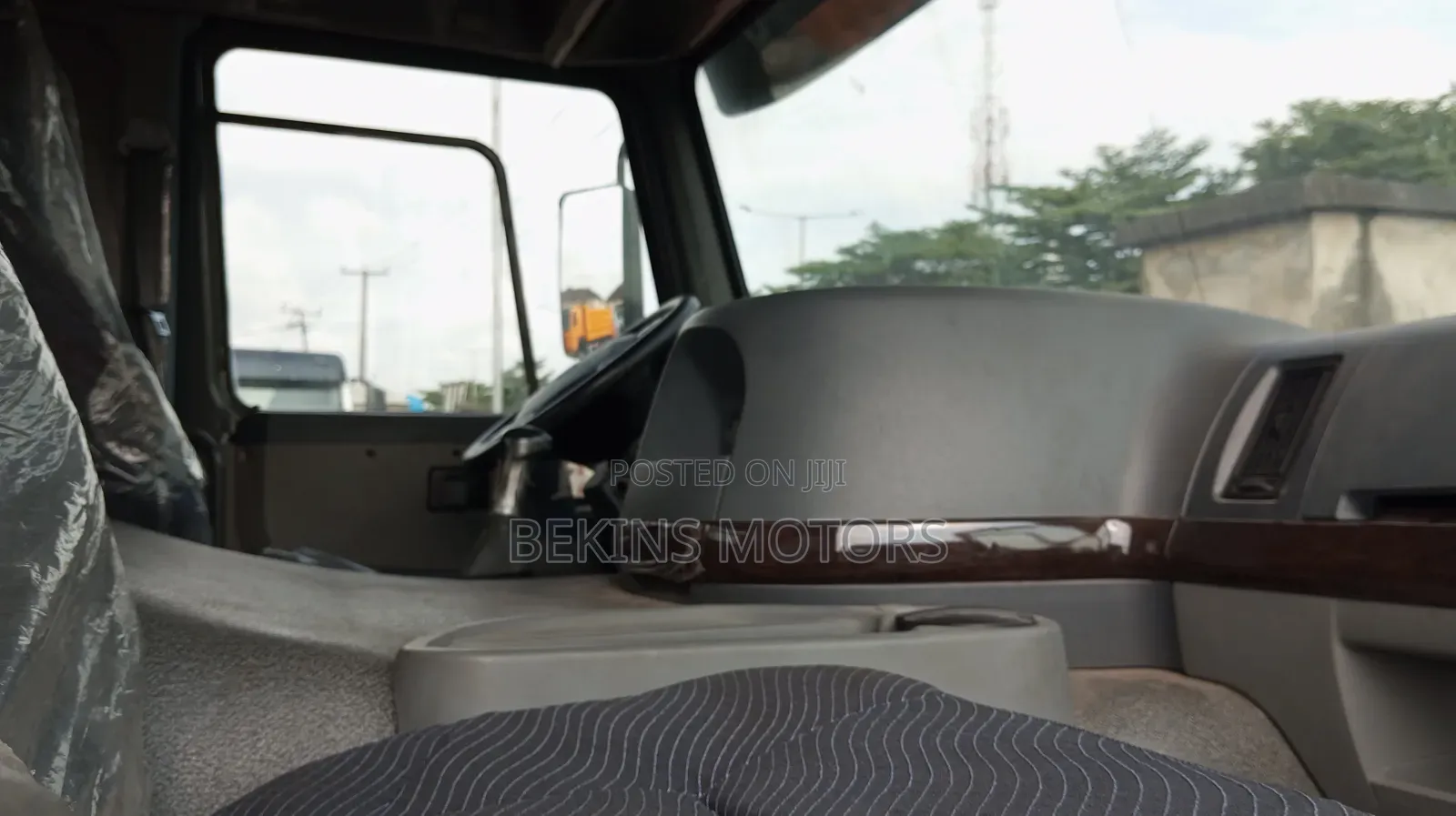 Foreign Used Howo Flatbed. 2016 Model