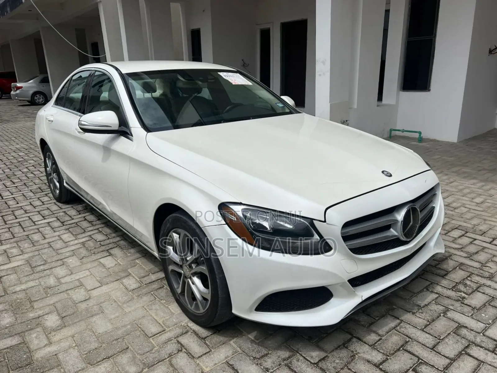 Mercedes-Benz C300 Sport 4dr AWD 4Matic Sedan (2.0L 4cyl 7A) 2015 White