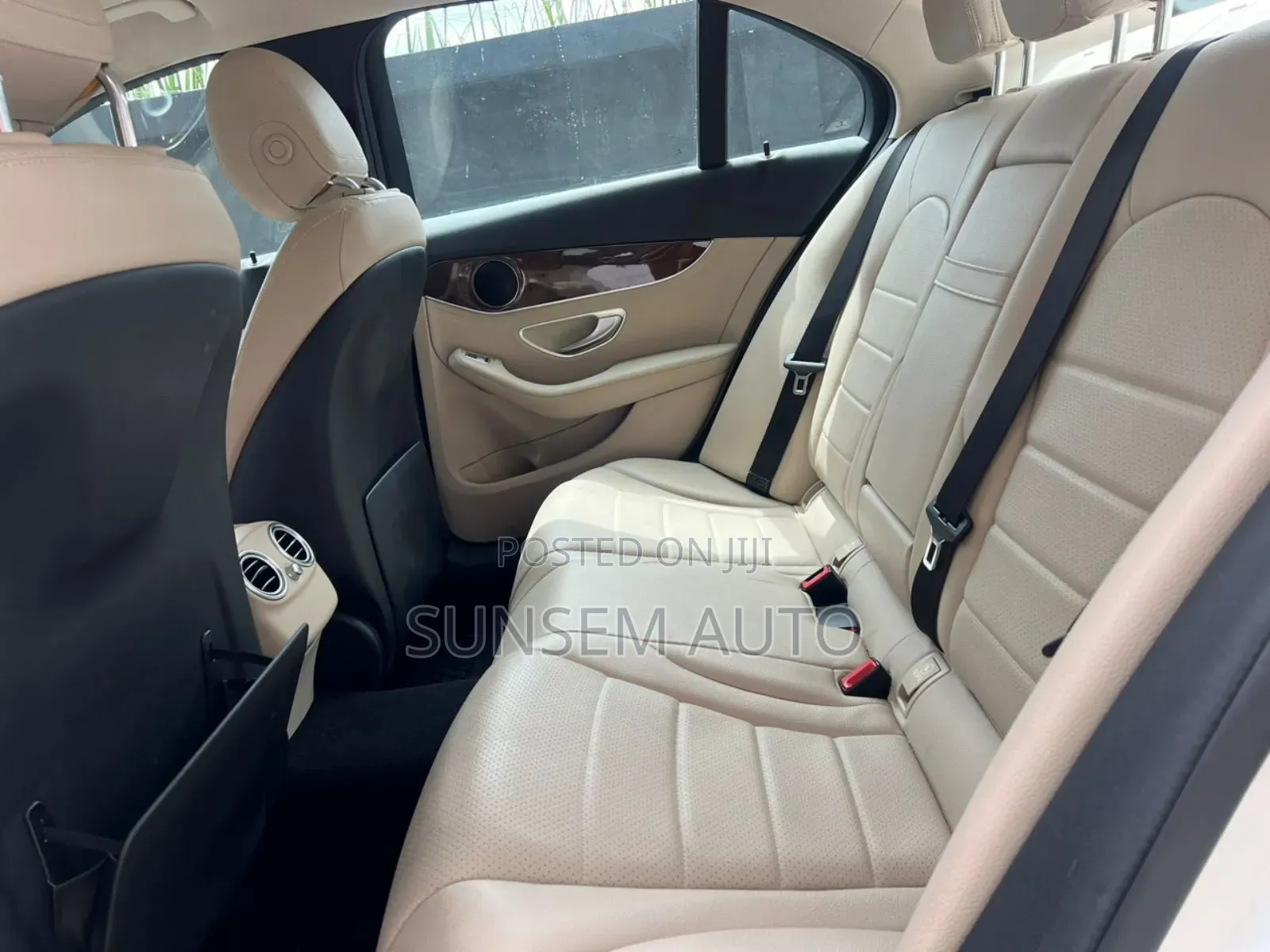 Mercedes-Benz C300 Sport 4dr AWD 4Matic Sedan (2.0L 4cyl 7A) 2015 White