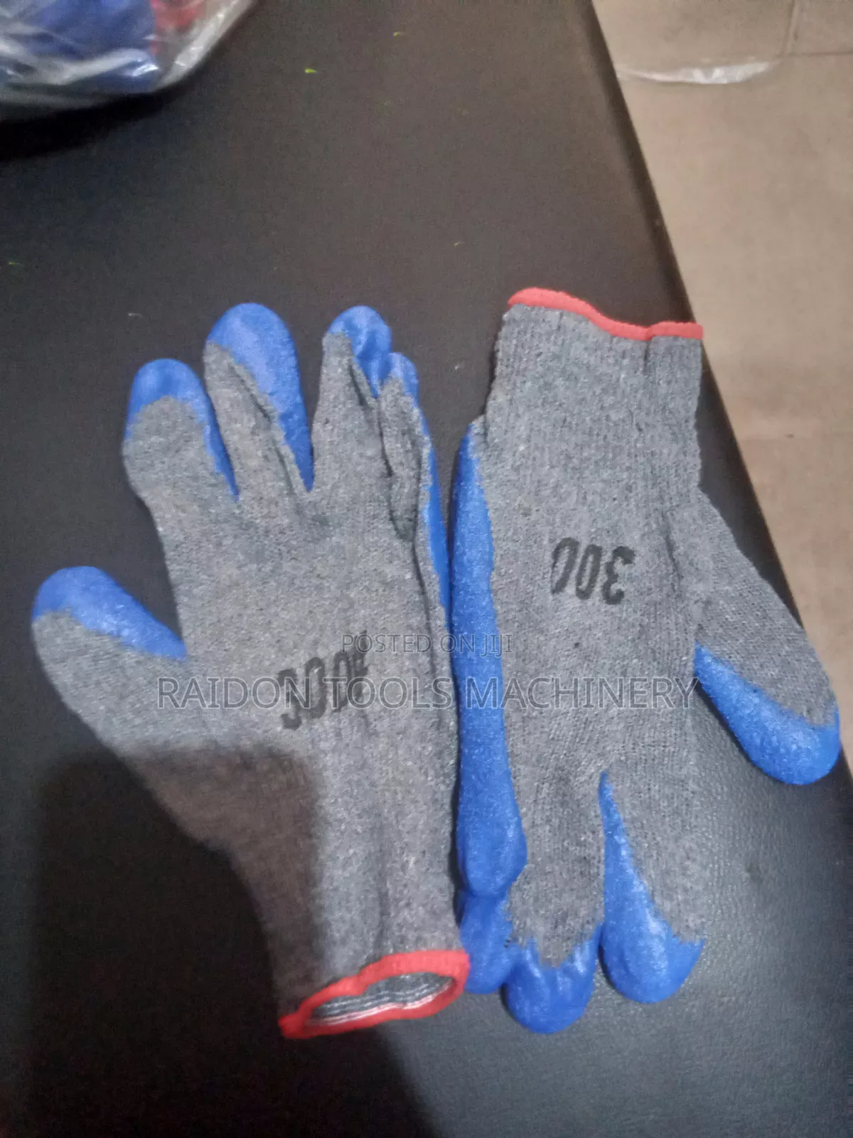 Hand Gloves
