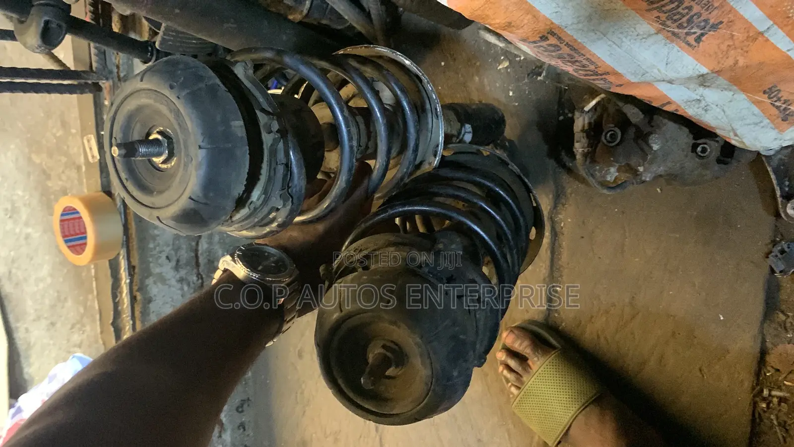 Front Shocks for Opel Zafira and Astra
