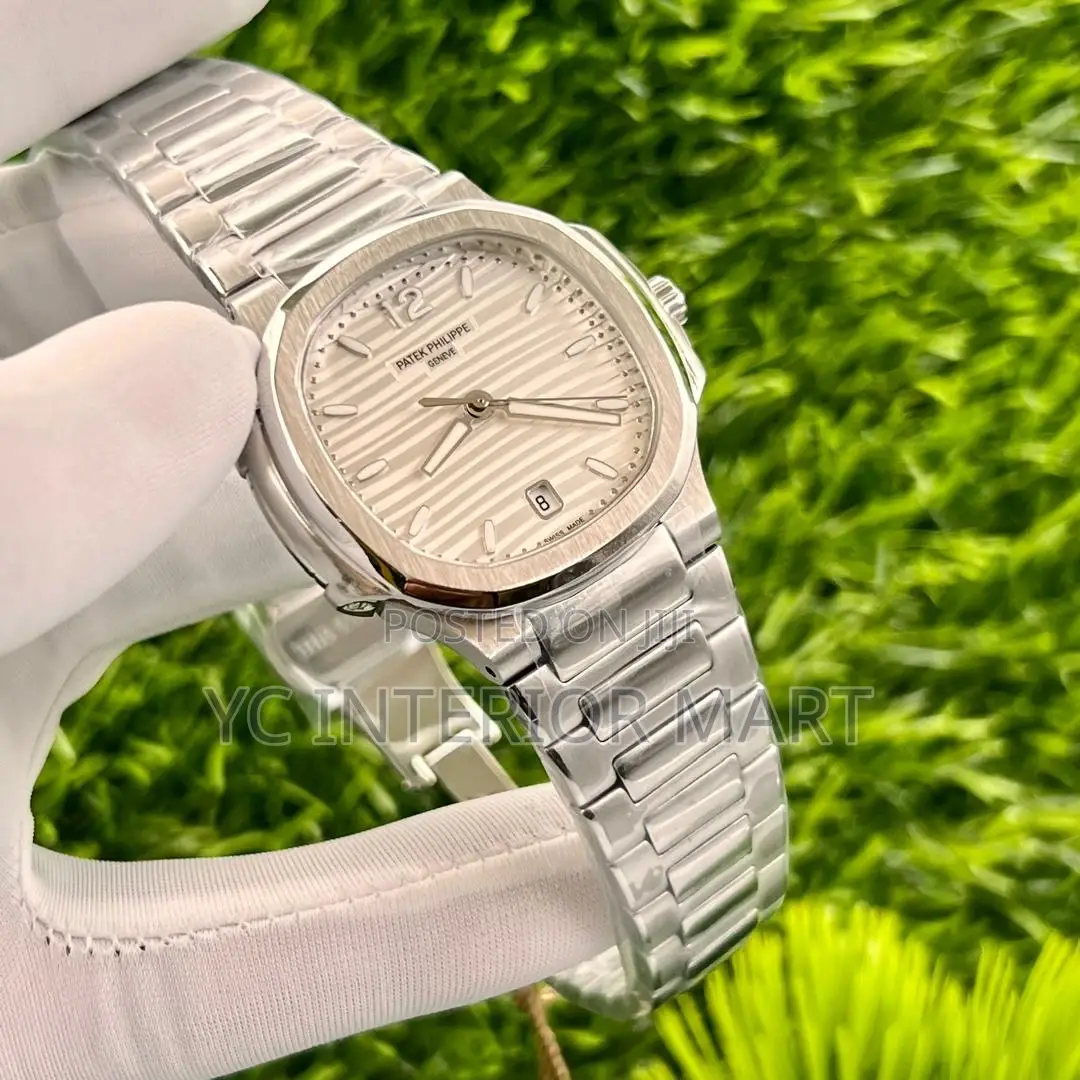 Patek Philippe Nautilus Luxury Wristwatch