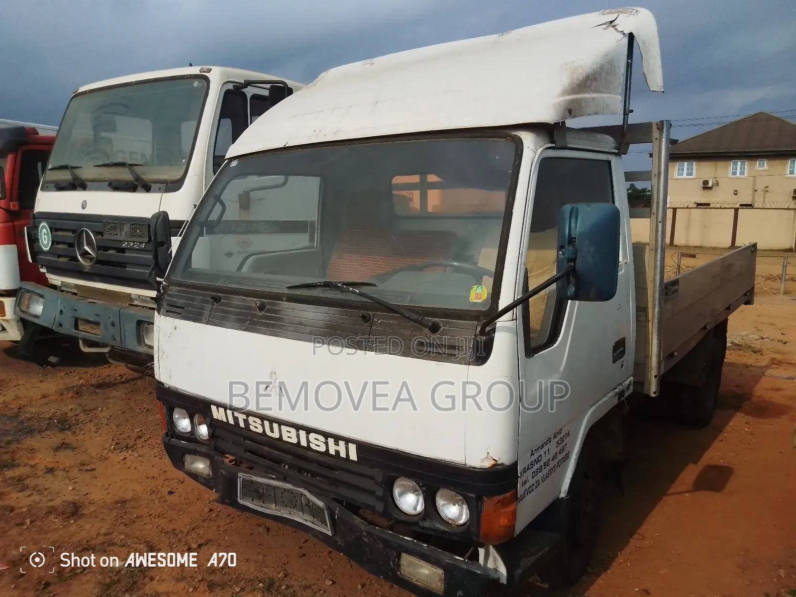 Mitsubishi Canter Mini Truck