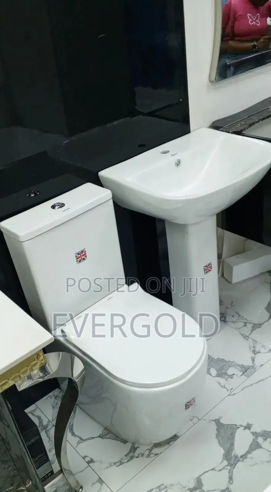 Executive Water Closet With Wash Hand Basin Available