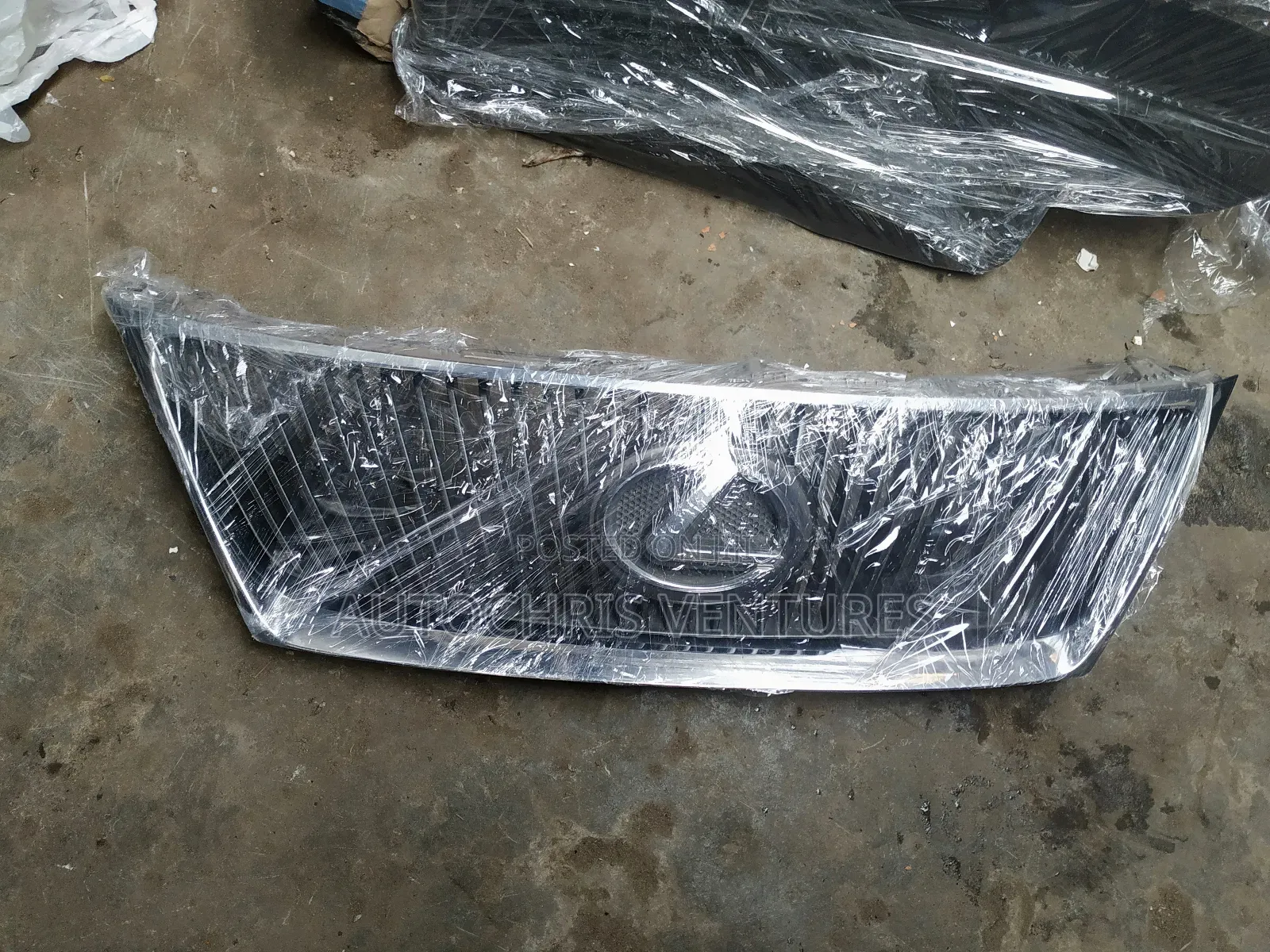 Front Grille Is250