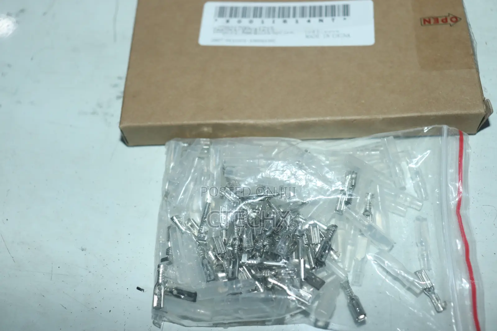 100pcs Crimp Terminals Sleeve Wire Wrap Connector 2.8mm